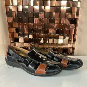 UNBRANDED Vintage 90s Black & Brown Strapped Loafers Size 8